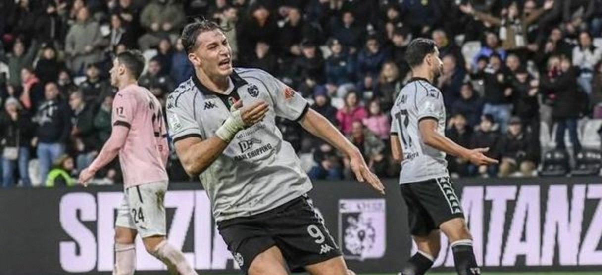 Yabo- 亚特兰大勒沃库森决赛 